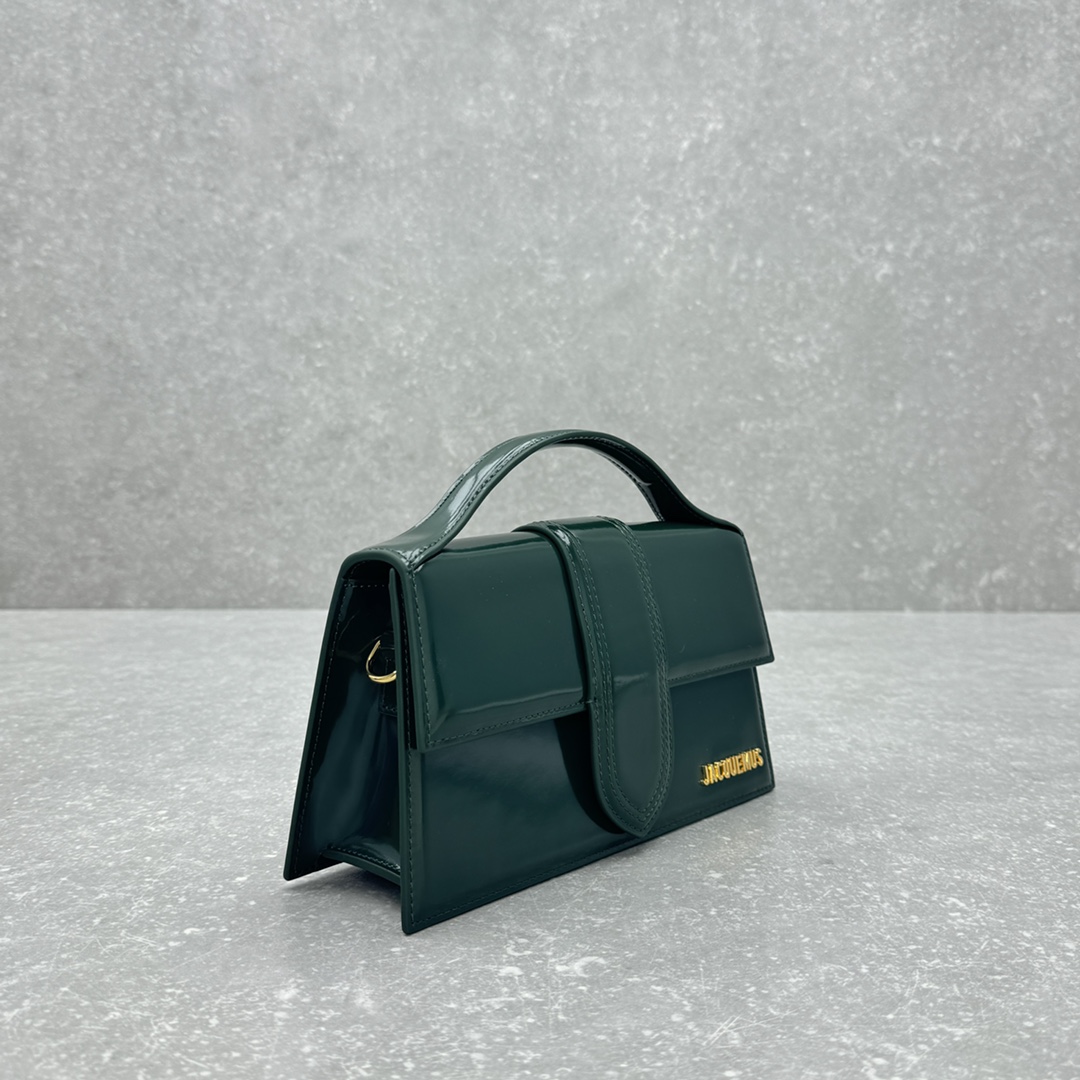 Jacquemus Satchel Bags